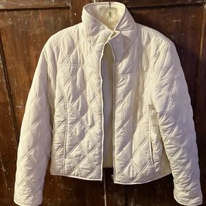 Elegant Women's Quilted Puffer Jacket - Creamy
